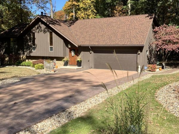 955 Greenbrier Road, Upper Sandusky, OH 43351