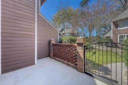 114 Luden Drive photo 4