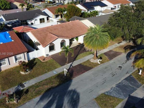 14483 SW 172nd Ln, Miami, FL 33177