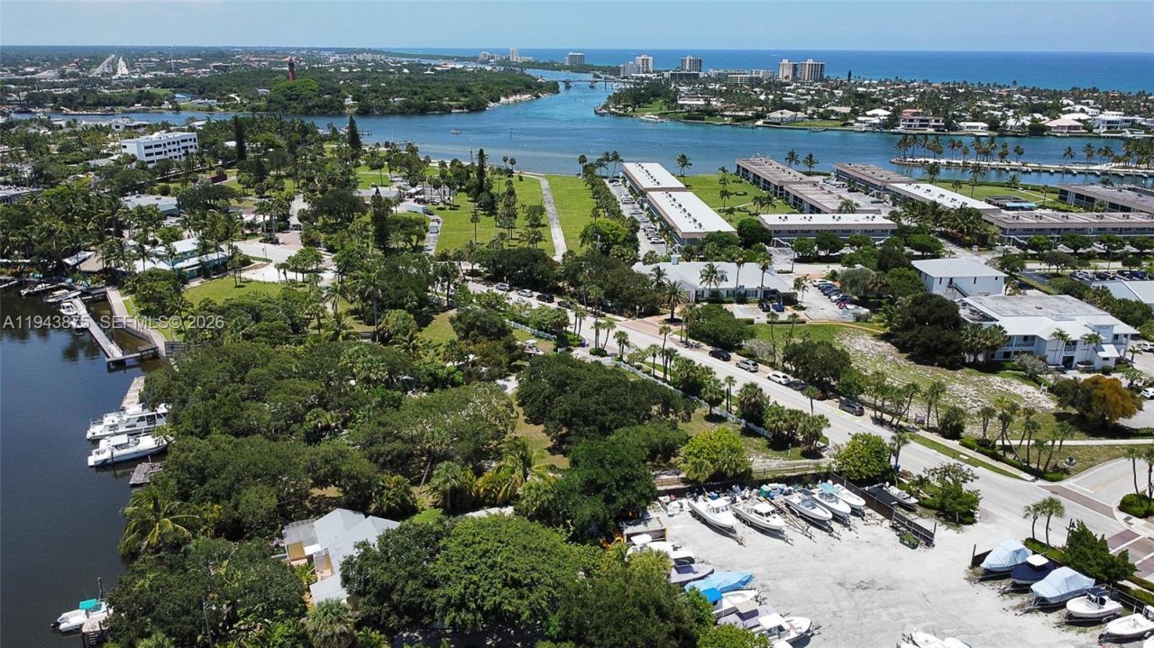 18011 N Highway A1a, Jupiter, FL 33477 Photo