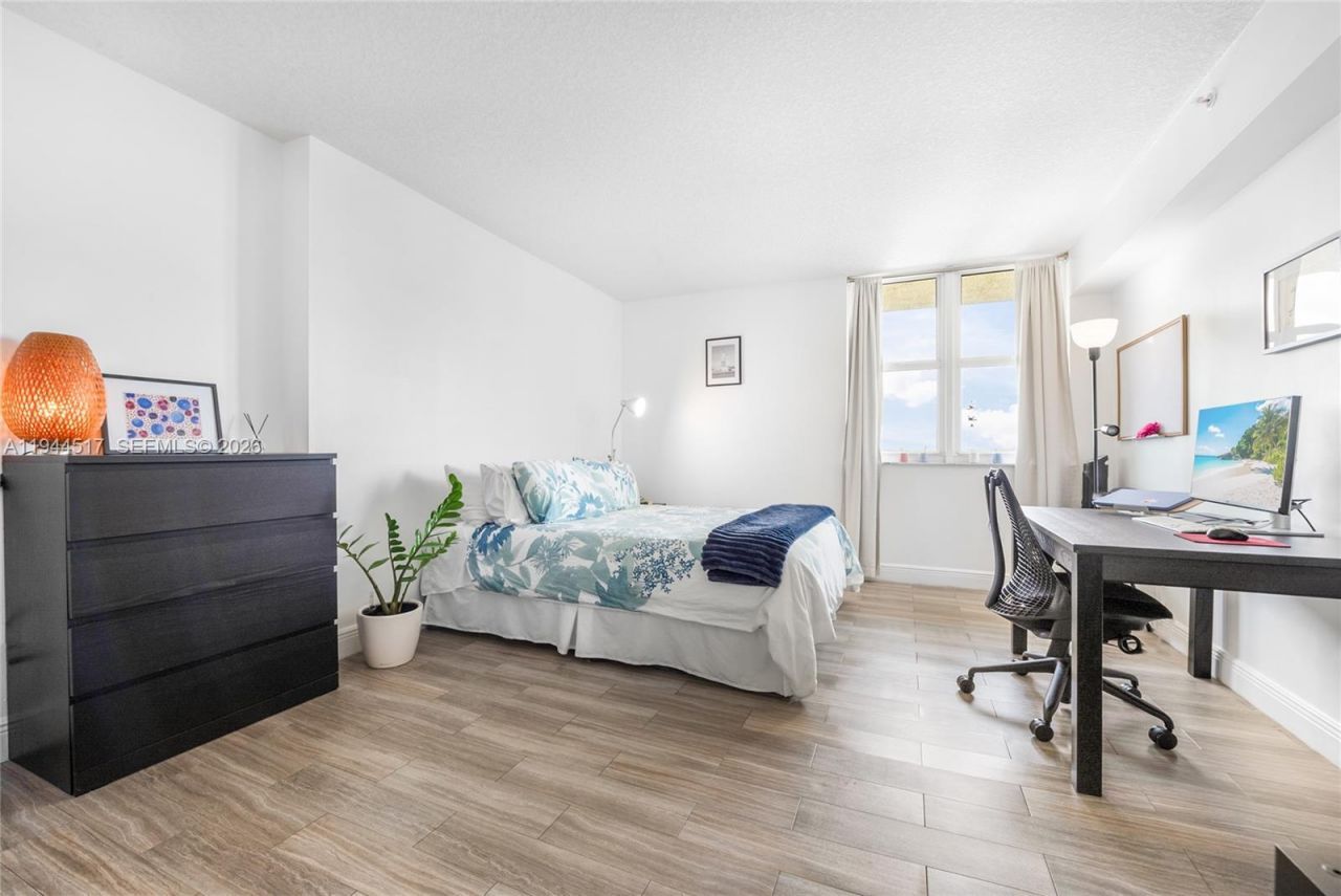 3000 Coral Way , Unit 1409, Miami, FL 33145 Photo