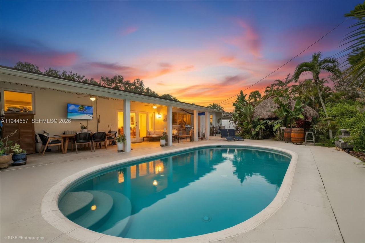 8265 SW 119th St, Miami, FL 33156 Photo