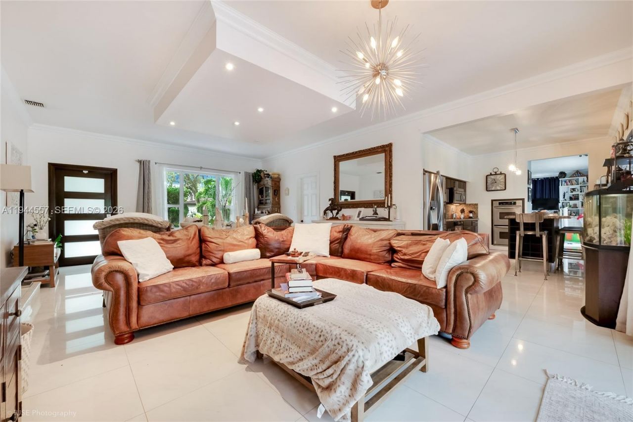 8265 SW 119th St, Miami, FL 33156 Photo