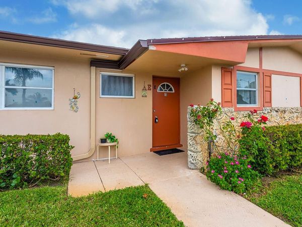 2995 Crosley Drive W, Unit E, West Palm Beach, FL 33415