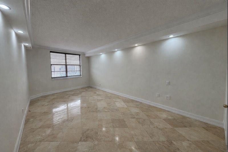 1985 S Ocean Drive, Unit 20A, Hallandale Beach, FL 33009 Photo