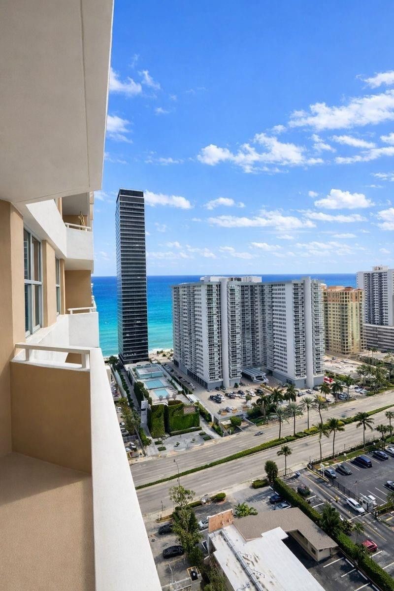 1985 S Ocean Drive, Unit 20A, Hallandale Beach, FL 33009 Photo