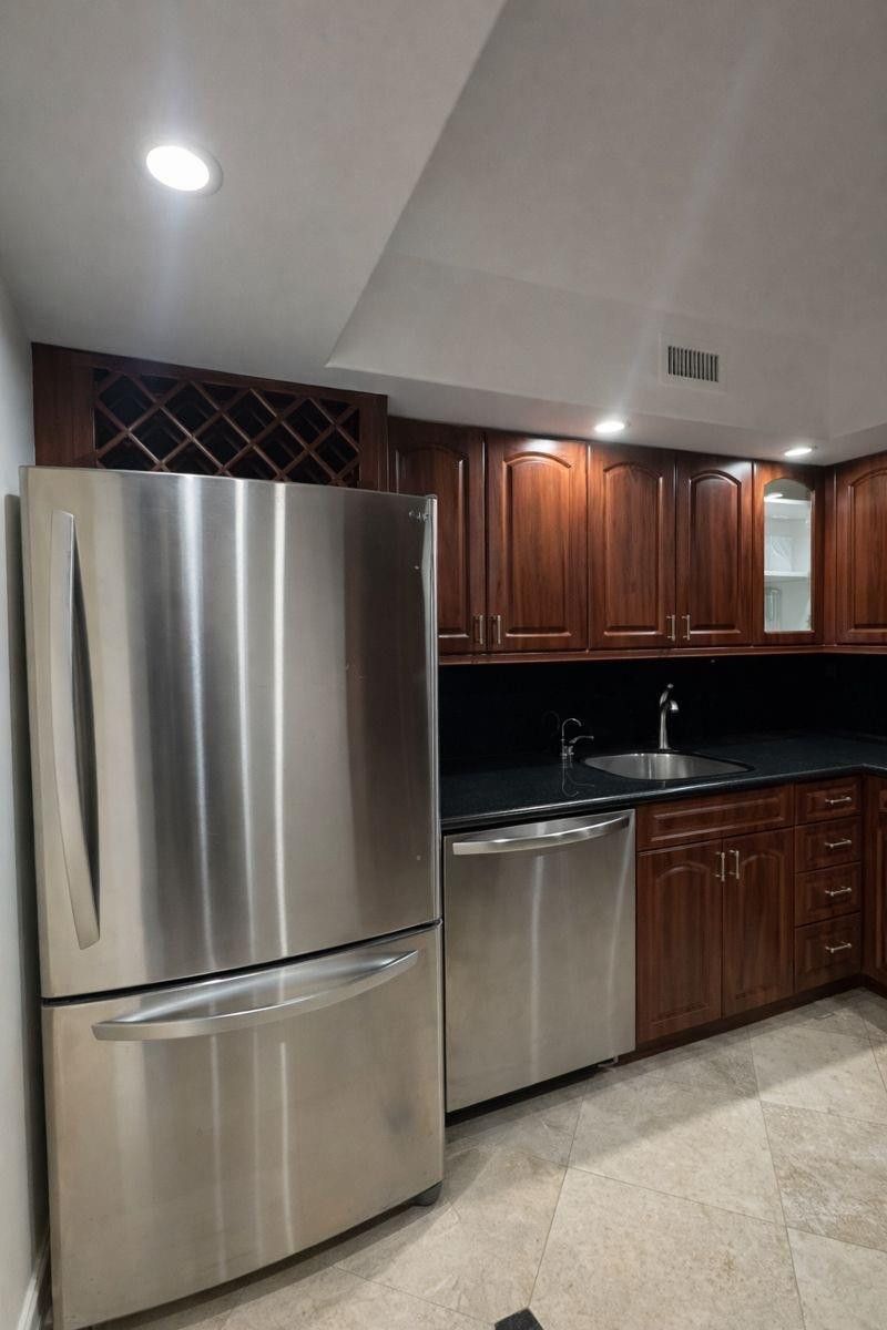 1985 S Ocean Drive, Unit 20A, Hallandale Beach, FL 33009 Photo