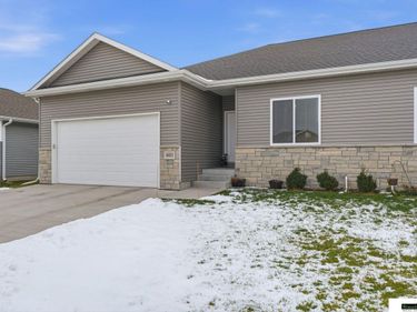 4925 Alvo Road, Lincoln, NE 68514