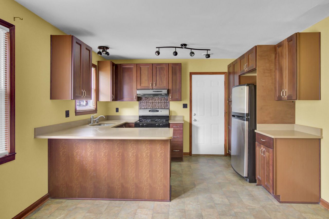 205 Callaway Drive Photo 10