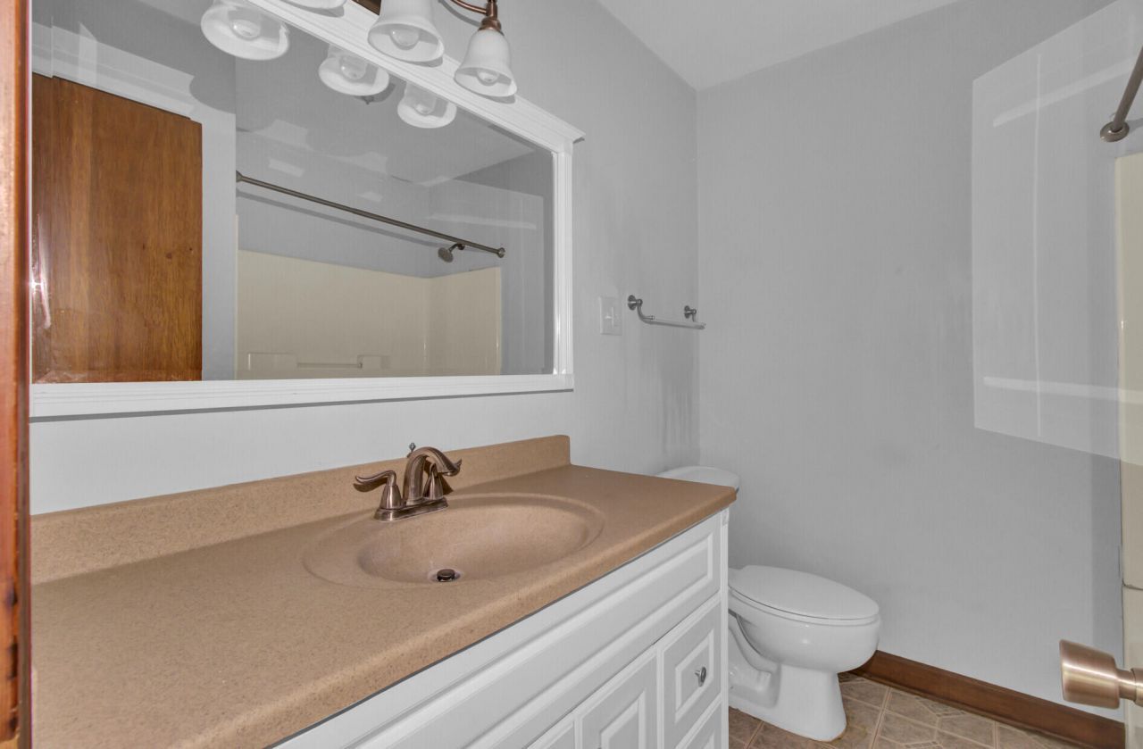 205 Callaway Drive Photo 17