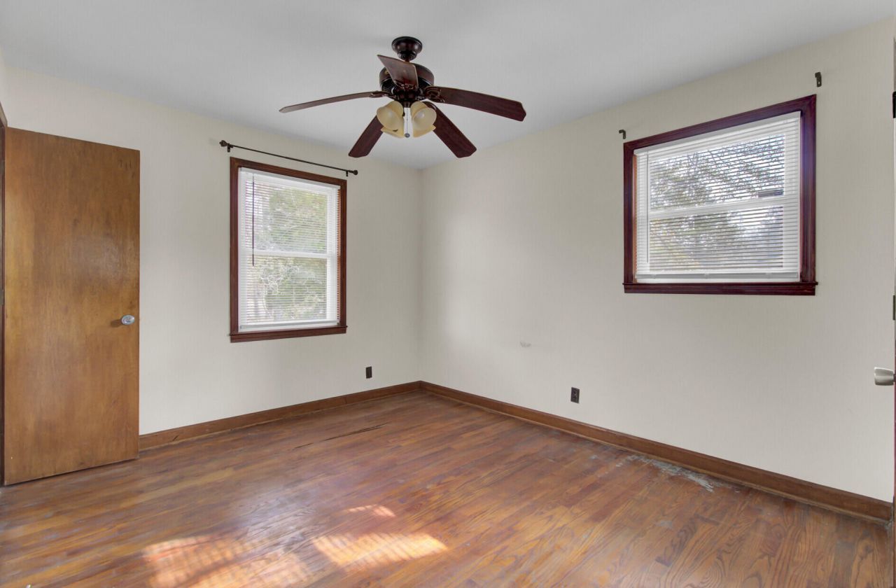 205 Callaway Drive Photo 19