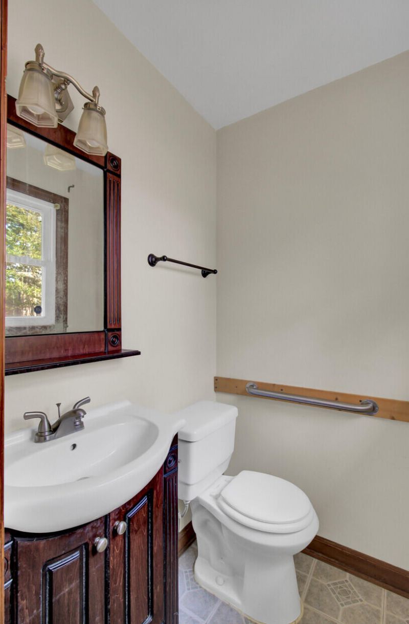 205 Callaway Drive Photo 22