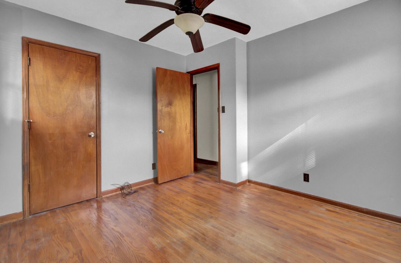 205 Callaway Drive Photo 27