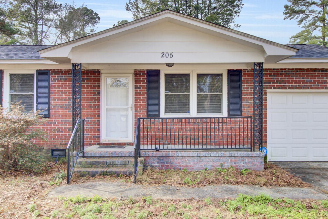 205 Callaway Drive Photo 30