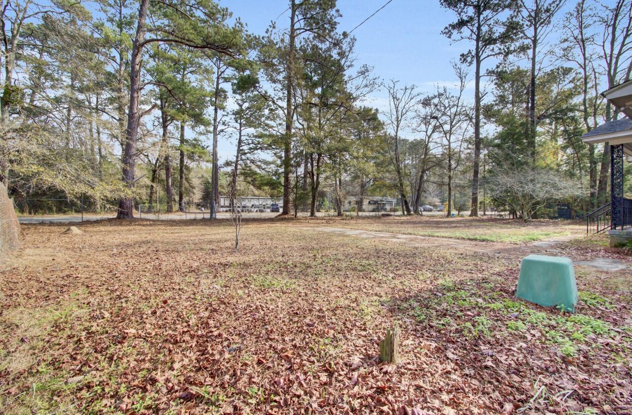 205 Callaway Drive Photo 34