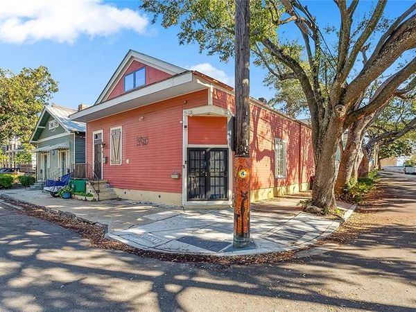 2301 DAUPHINE Street, New Orleans, LA 70117