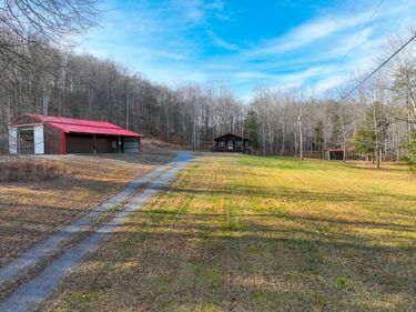 4050 KY-206, Dunnville, KY 42528