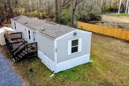 399 S Railroad Avenue photo 4