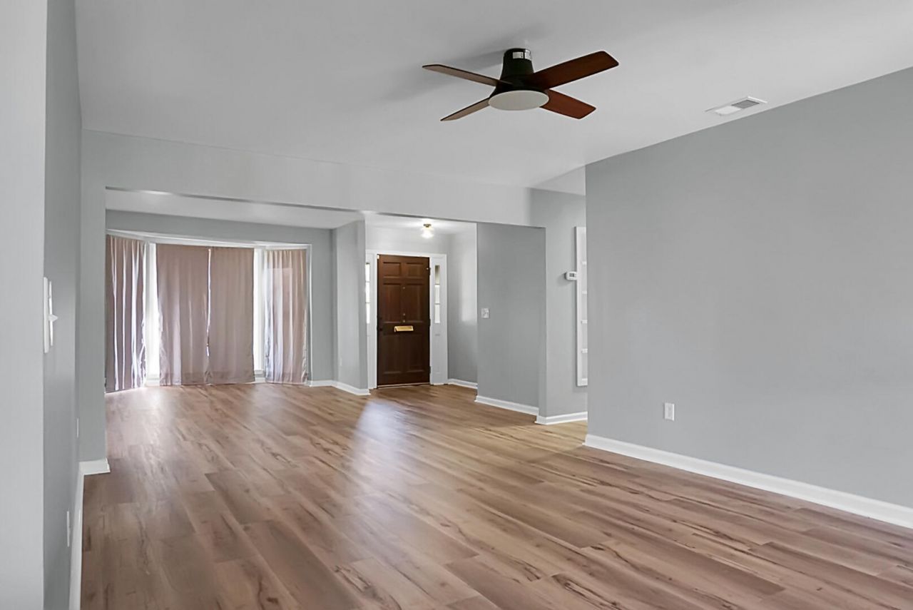 1142 Brookside Drive Photo 16