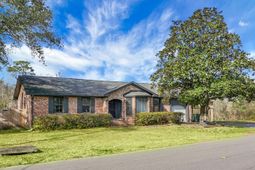 1142 Brookside Drive photo 4