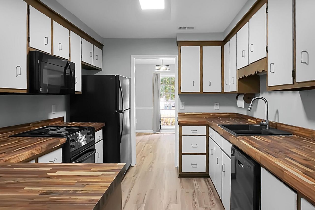 1142 Brookside Drive Photo 22