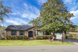 1142 Brookside Drive photo 4