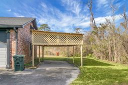 1142 Brookside Drive photo 4