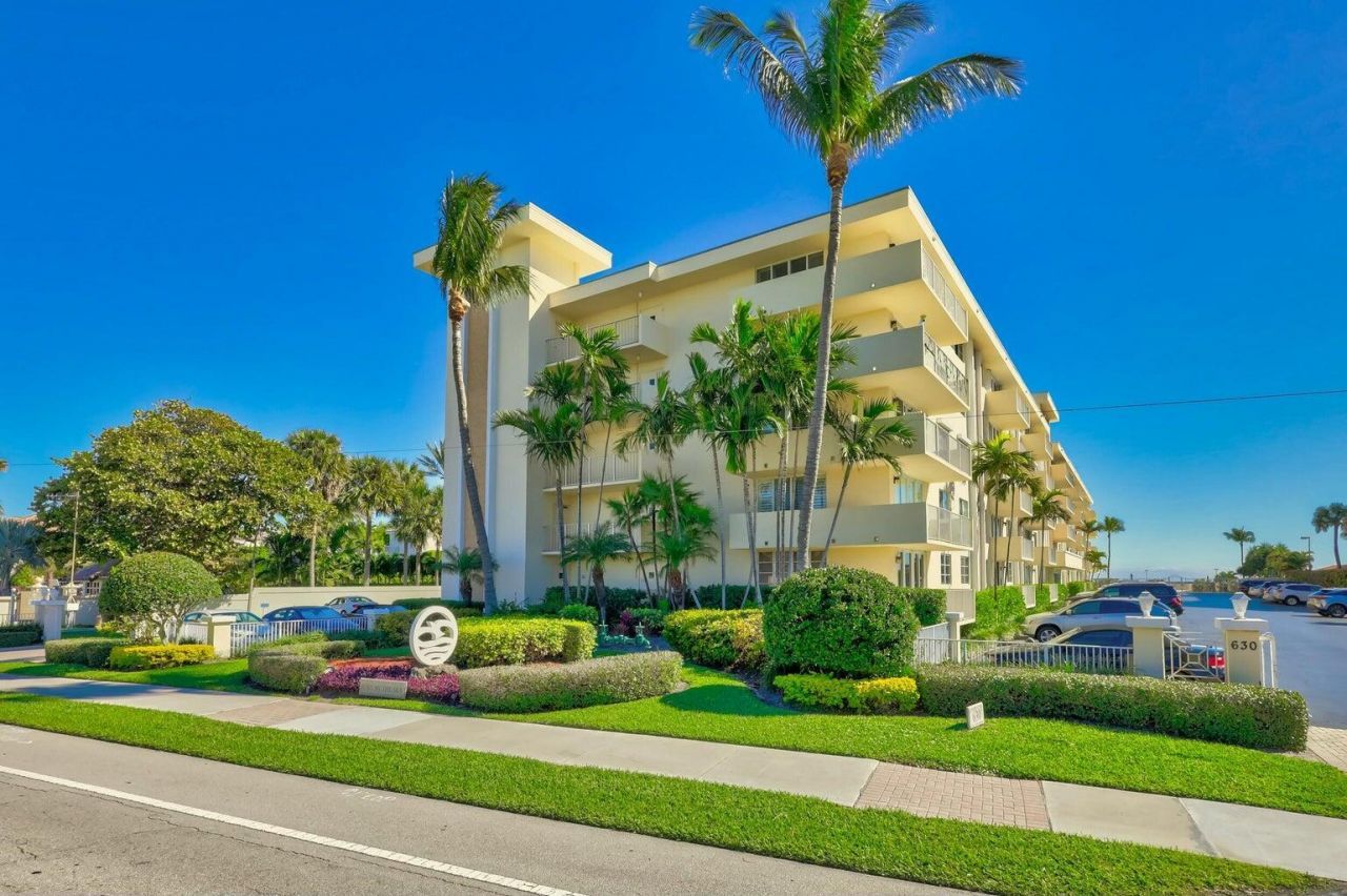 630 Ocean Drive, Unit 407, Juno Beach, FL 33408 Photo