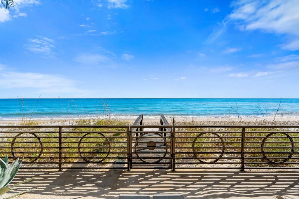 3756 Ocean Drive, Vero Beach, FL 32963 Photo