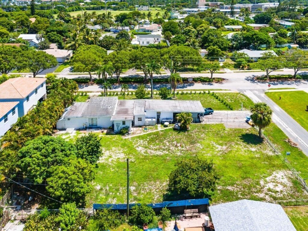 3650 SE 2nd Court, Boynton Beach, FL 33435 Photo