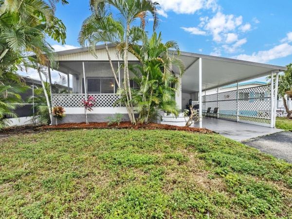 2130 SW 51st Ct, Fort Lauderdale, FL 33312