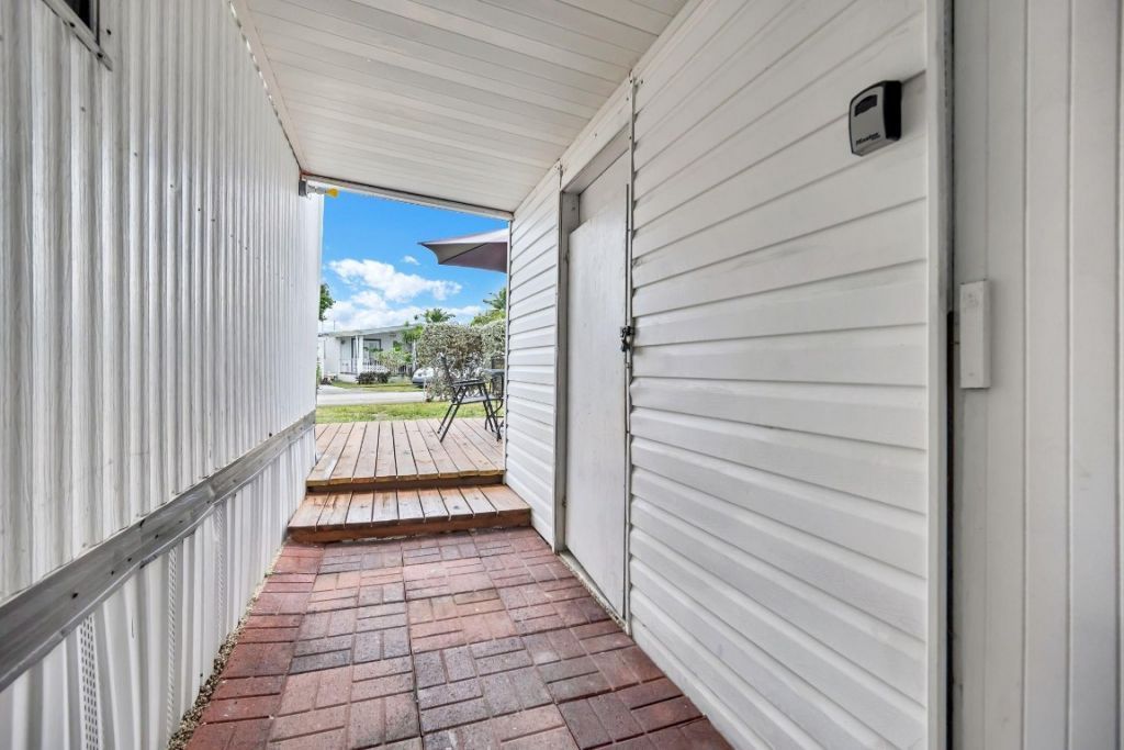 2130 SW 51st Court, Fort Lauderdale, FL 33312 Photo