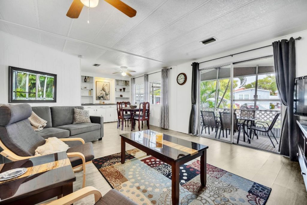 2130 SW 51st Court, Fort Lauderdale, FL 33312 Photo