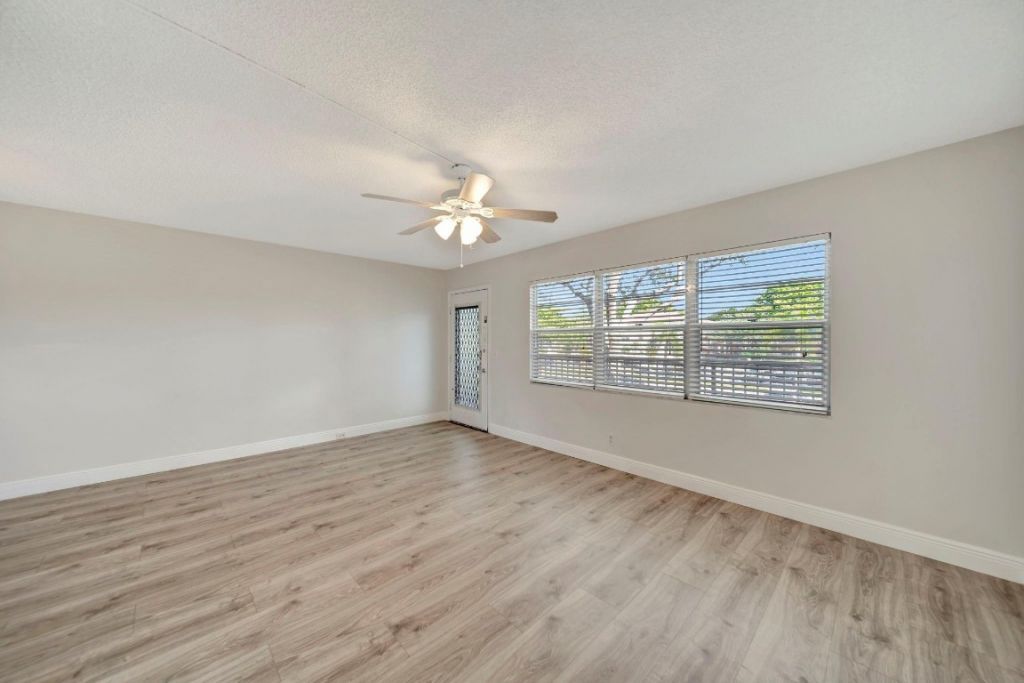 300 SW 134th Way, Unit 204E, Pembroke Pines, FL 33027 Photo