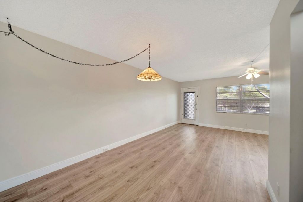 300 SW 134th Way, Unit 204E, Pembroke Pines, FL 33027 Photo