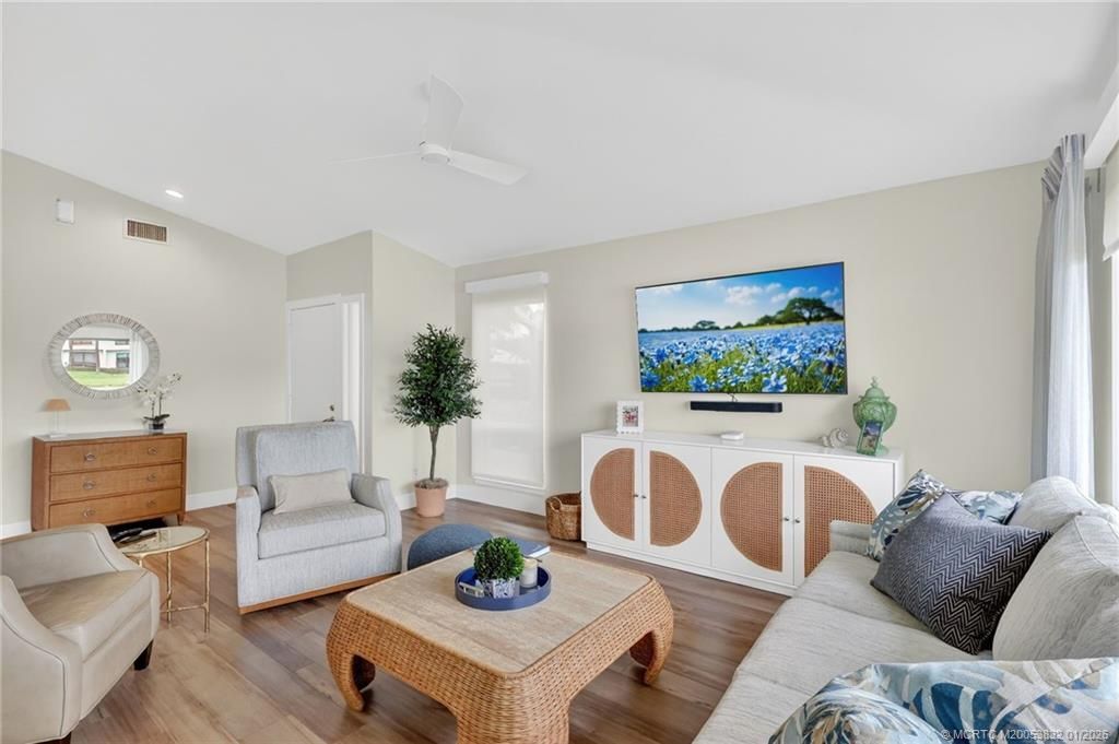 5627 SE Foxcross Place, Stuart, FL 34997 Photo