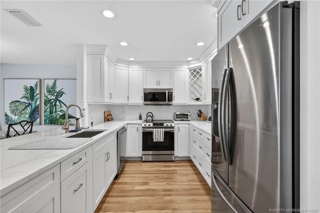 5627 SE Foxcross Place, Stuart, FL 34997 Photo