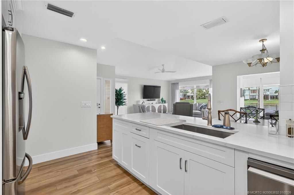 5627 SE Foxcross Place, Stuart, FL 34997 Photo