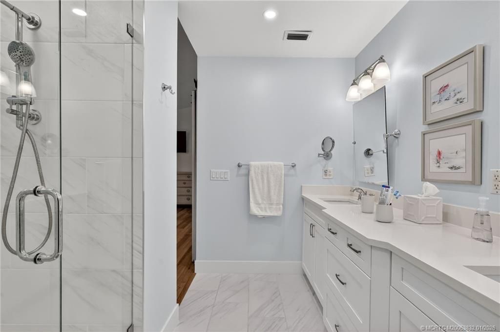 5627 SE Foxcross Place, Stuart, FL 34997 Photo