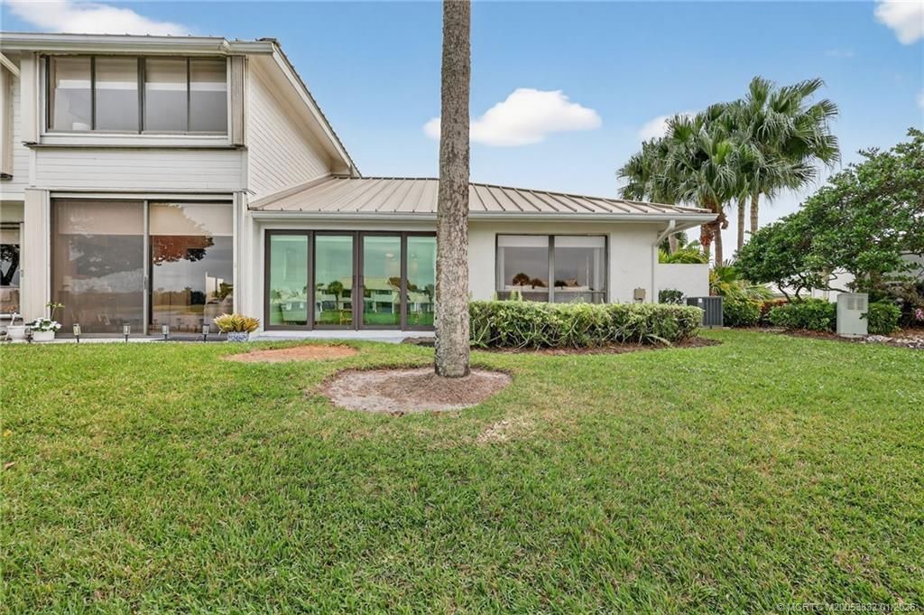 5627 SE Foxcross Place, Stuart, FL 34997 Photo