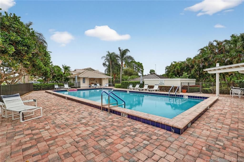 5627 SE Foxcross Place, Stuart, FL 34997 Photo