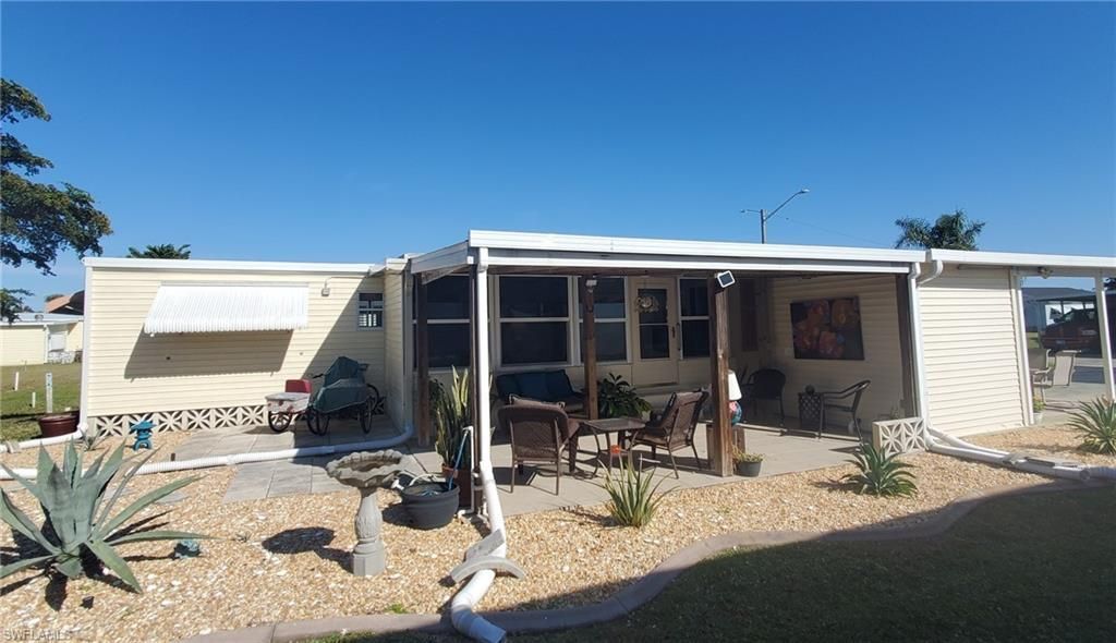 938 Lazy Ln, North Fort Myers, FL 33917 Photo