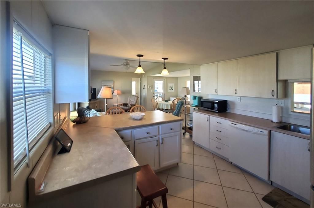 938 Lazy Ln, North Fort Myers, FL 33917 Photo