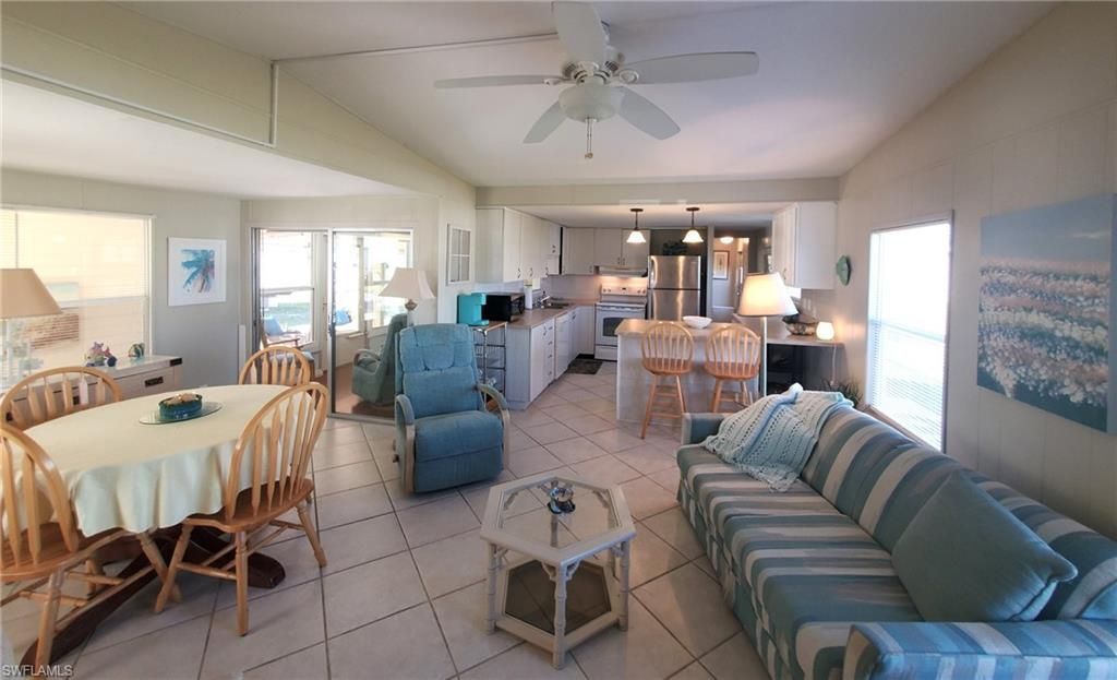 938 Lazy Ln, North Fort Myers, FL 33917 Photo