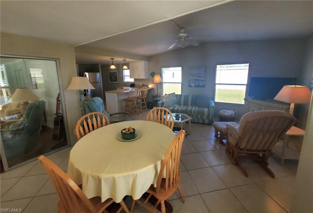 938 Lazy Ln, North Fort Myers, FL 33917 Photo