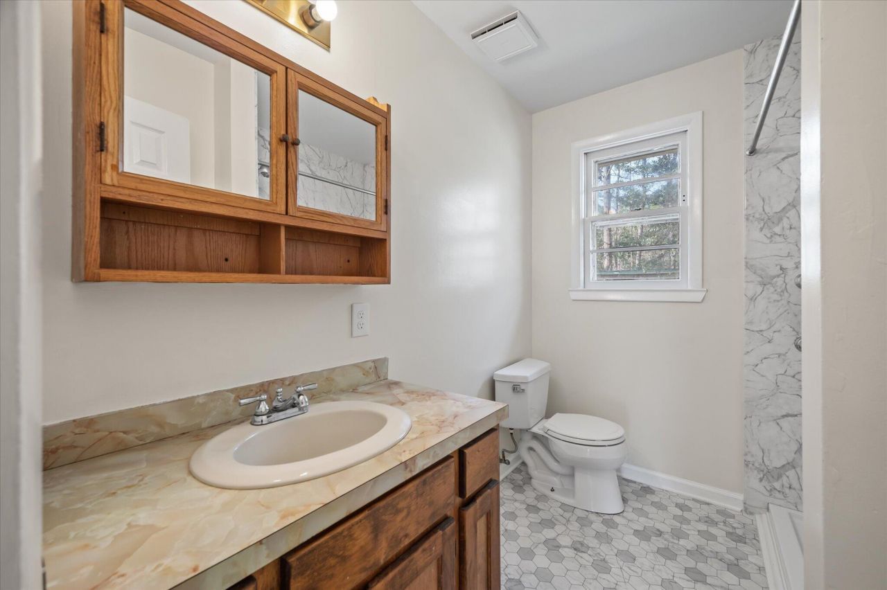 2213 Pinehurst Avenue Photo 25