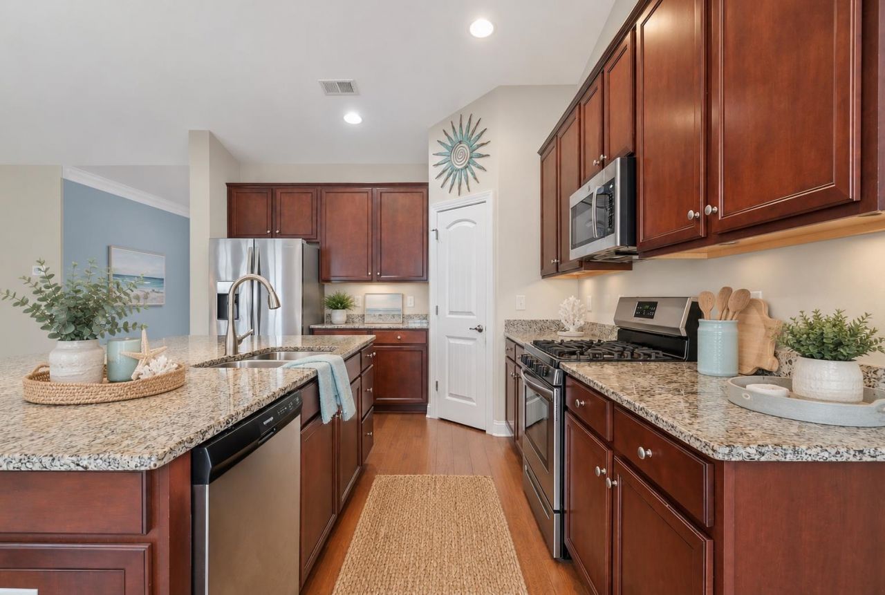 1801 Orchard Dr. Photo 12