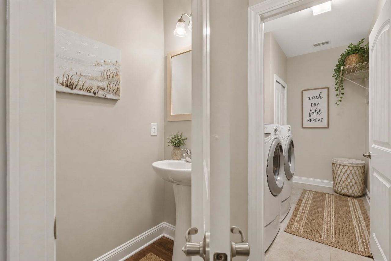 1801 Orchard Dr. Photo 28