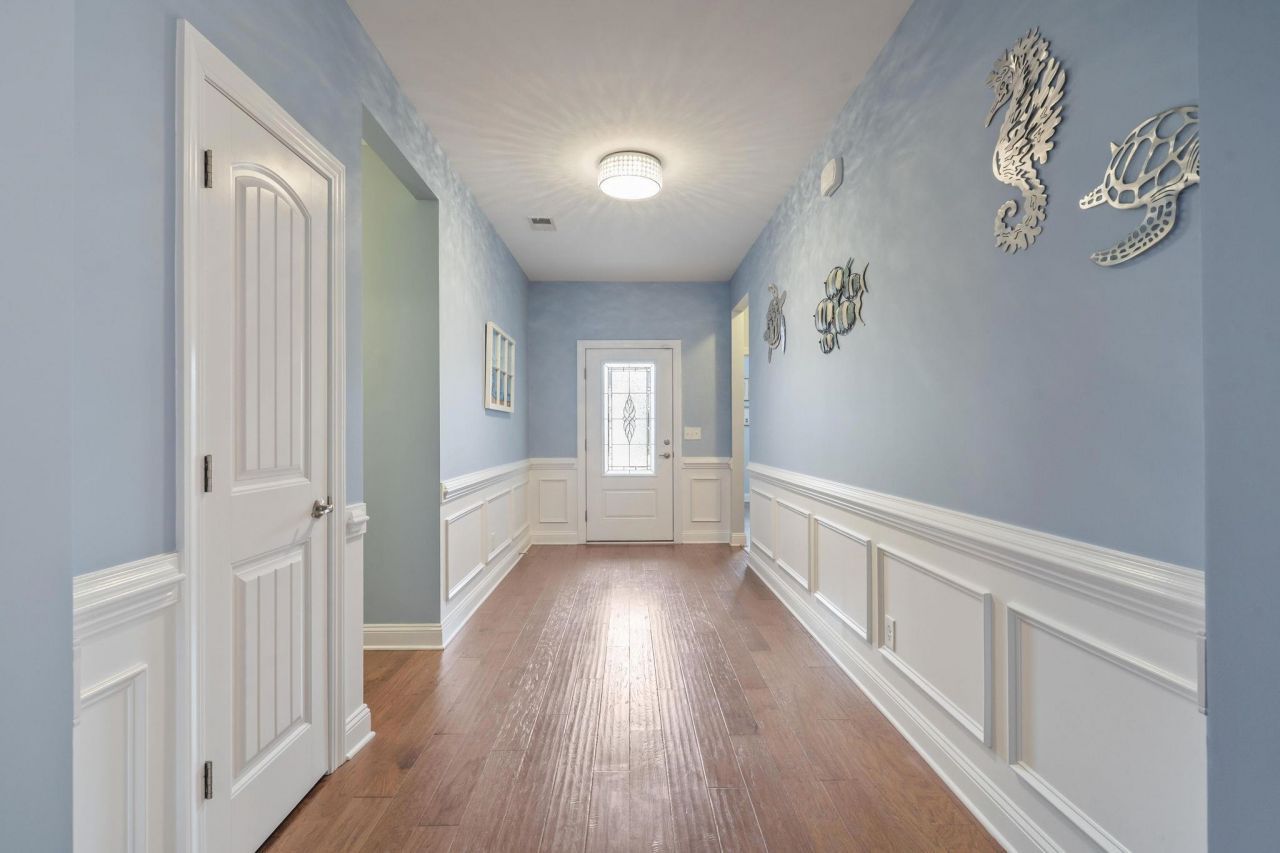 1801 Orchard Dr. Photo 4