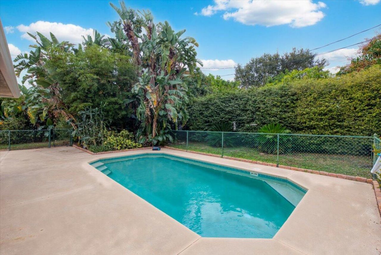 1844 SW Renfro Street, Port Saint Lucie, FL 34953 Photo